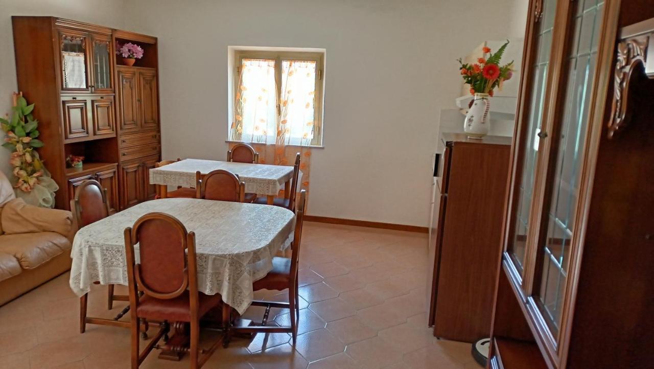 Marco - Camere Con Bagno Privato Vicino Al Centro Фолиньо Екстериор снимка